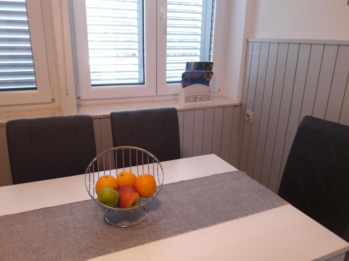 Apartman-Maja-Krk كرك المظهر الخارجي الصورة