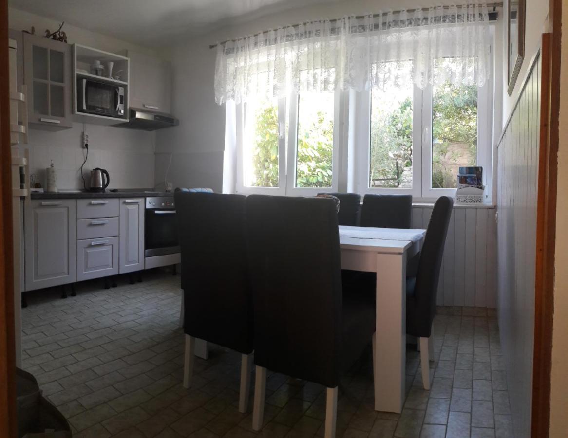 Apartman-Maja-Krk كرك المظهر الخارجي الصورة